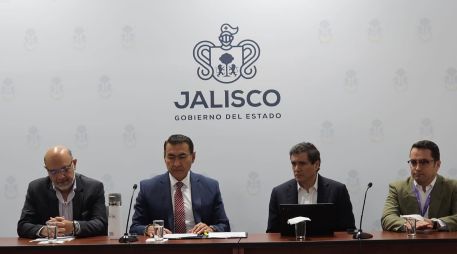 Salvador Zamora, indicó que se hizo una compra de medicinas importante para que haya un repunte en el abasto de medicinas para el IPEJAL.. ESPECIAL