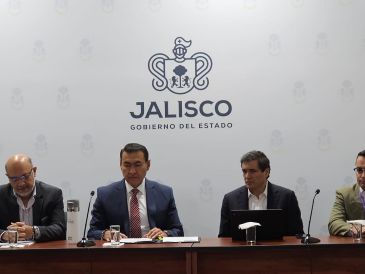 Salvador Zamora, indicó que se hizo una compra de medicinas importante para que haya un repunte en el abasto de medicinas para el IPEJAL.. ESPECIAL