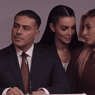 Viral: Funcionarias discuten por un lugar al lado de Omar García Harfuch