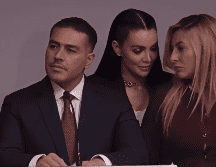 Todo empezó cuando la Vicecoordinadora del Grupo Parlamentario Morena fue enviada al costado de Harfuch, pero este sitio ya estaba ocupado por la Diputada federal por Yucatán.  ESPECIAL