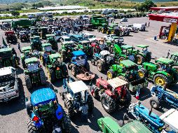 Los productores de maíz se manifiestan desde este lunes en varios puntos del país y exigen un pago de 7 mil 200 pesos por tonelada. EL INFORMADOR/ A. Navarro