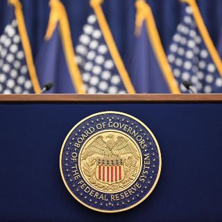 La Fed baja tasa clave por segunda vez este año