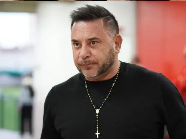 Esta situación no solo le impedirá jugar con la Selección Mexicana, sino que también lo mantendrá alejado de las canchas hasta la liguilla del torneo. IMAGO7