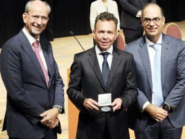 El presidente del Congreso, Arturo Pueblita Fernández, destacó que este encuentro “representa el espíritu de una comunidad jurídica internacional comprometida con el Estado de Derecho, los derechos humanos y la independencia de la abogacía”. CORTESÍA