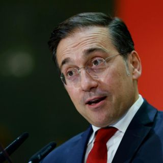 Ministro español reconoce injusticias hacia los pueblos originarios de México; esto dijo