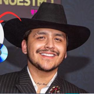 ¿Christian Nodal prepara dueto con el fallecido Vicente Fernández?
