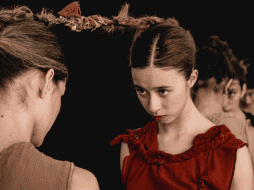 La propuesta, apoyada por el Programa de Apoyo a Festivales Culturales y Artísticos (Profest 2025), plantea una mirada sobre la danza contemporánea desde perspectivas corporales y simbólicas impulsadas por mujeres creadoras. CORTESÍA