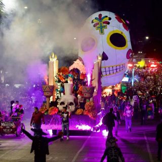 Alternativas viales en CDMX por el desfile de Día de Muertos 2025