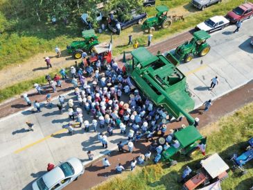 Los campesinos mantienen su lucha por un ajuste en los precios de su mercancía. ESPECIAL