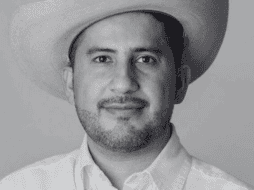 El alcalde murió a las 20:50 horas en el hospital Fray Juan de San Miguel, a donde fue trasladado tras el ataque. ESPECIAL/Facebook @Carlos Manzo