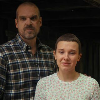 Millie Bobby Brown habría denunciado a David Harbour por hostigamiento