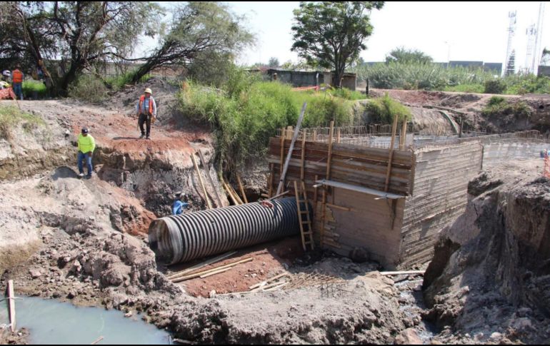 Las obras del cárcamo de bombeo tienen un 70% de avance, mientras que la planta de tratamiento, en la que se trabaja en la fase de fabricación y preparativos para su instalación, cuenta con un 60%. CORTESÍA