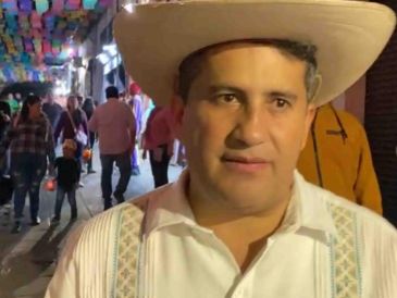 El presidente municipal de Uruapan, Carlos Manzo, murió en el hospital después de haber sido atacado a tiros la noche del sábado 1 de noviembre mientras inauguraba el Festival de Velas en la plaza principal de esa ciudad. SUN / ESPECIAL