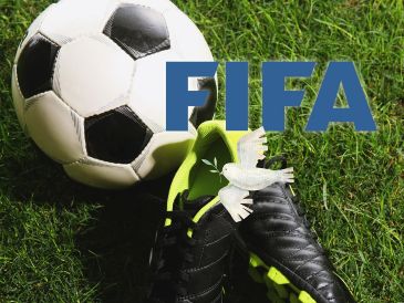 La FIFA reconocerá la labor de aquellas personas que hayan protagonizado acciones "excepcionales y extraordinarias" en favor de la paz con las que "hayan unido a la gente en todo el mundo". ESPECIAL / CANVA y FIFA