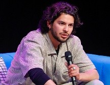 Xolo comenzó su carrera profesional a los 11 años en la serie 