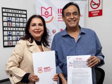 Salvador Cosío, director del IDEFT, y Martha Ruth del Toro, directora general de “Por Derecho y Naturaleza”. CORTESÍA