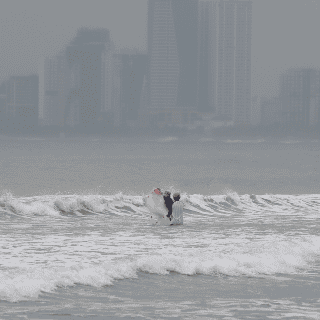 Tifón "Kalmaegi" toca tierra en Vietnam tras devastar a Filipinas