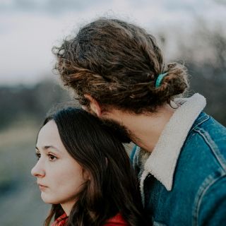 ¿Qué significa que mi pareja sea indecisa, según la psicología?