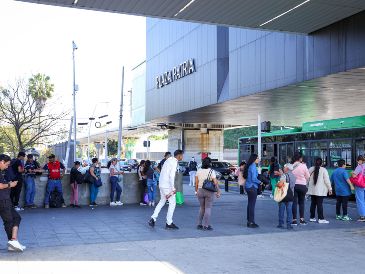 A lo largo de la tarde te iremos informando de algún otro retraso o modificación que se registre en la ciudad, por lo que te recomendamos mantenerte informado. EL INFORMADOR/ ARCHIVO