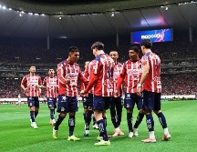 El Club Deportivo Guadalajara aseguró su clasificación directa a la Liguilla del Torneo Apertura 2025 tras confirmarse su permanencia en el sexto lugar de la tabla general. IMAGO7
