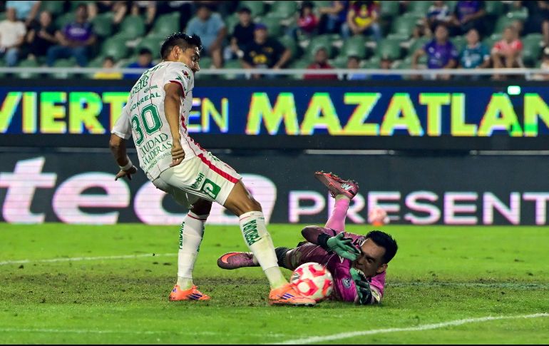 Ricardo Monreal anotó el gol que le dio el empate a los Rayos. IMAGO7/S. Bautista