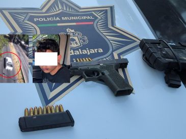 La persecución comenzó en los Arcos del Milenio y culminó en calles de la colonia Jardines del Bosque. ESPECIAL / X: @PoliciaGDL