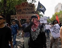 Desde el Ángel hasta el Hemiciclo, jóvenes marcharon para exigir un alto a la violencia y mejores condiciones de vida en el país. SUN/H. Salvador