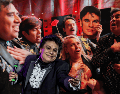 La serie documental "Juan Gabriel: Debo, puedo y quiero" sigue siendo un fenómeno regional que reúne a miles de mexicanos frente a la plataforma. AP / EL INFORMADOR / ARCHIVO