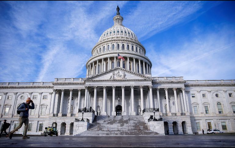  El Senado de Estados Unidos votó este lunes a favor de iniciar el debate sobre el proyecto de ley avalado por la Cámara de Representantes para poner fin al cierre de Gobierno. EFE / ARCHIVO