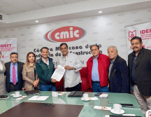 Durante la firma, el presidente de la CMIC Jalisco, Juan Manuel Chávez Ochoa, destacó la importancia de la capacitación en su gestión. IDEFT