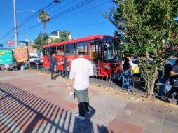 El hombre de alrededor de 65 años de edad viajaba en su bicicleta cuando fue arrollado por una unidad de la ruta 604 del transporte público. ESPECIAL