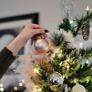 Decoraciones y colores en tendencia para esta Navidad 2025