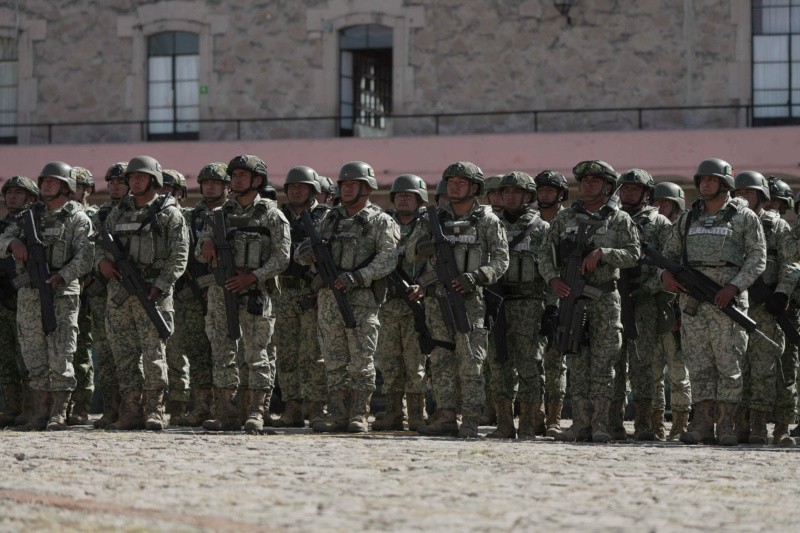  Elementos del Ejército Mexicano llegaron el pasado lunes a Morelia, en el estado de Michoacán (México). EFE / ARCHIVO