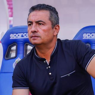 ¡Oficial! Arturo Ortega deja la dirección técnica del Tapatío