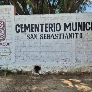 Reconocen inhumaciones clandestinas en panteón de San Sebastianito