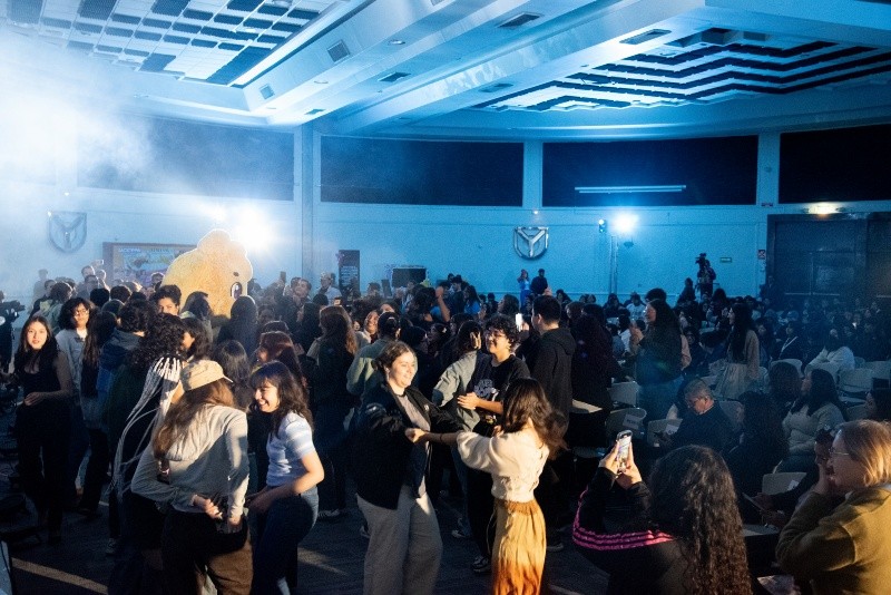 El congreso se concibe como un espacio para que los estudiantes exploren su potencial y consoliden la pasión que los mueve a crear. ESPECIAL