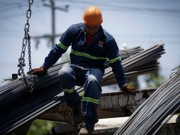 La OCDE y la AIE señalan que las industrias del acero y el cemento suponen el 40% de todas las emisiones de dióxido de carbono. EL INFORMADOR / ARCHIVO