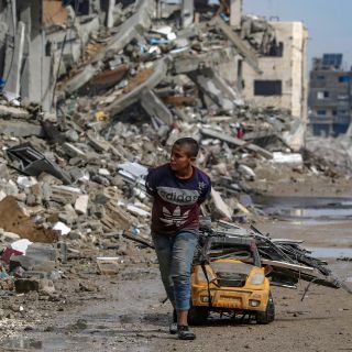 Lluvias invernales azotan Gaza y arrasan refugios improvisados