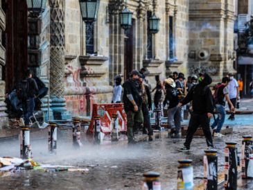 "Representa un ejercicio de justicia equilibrada y una señal clara de que en Jalisco se aplicará la ley a quienes cometan actos violentos, sin vulnerar el derecho a la libre manifestación", afirmó Lemus. EL INFORMADOR / ARCHIVO