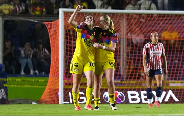 Un par de equivocaciones de la portera Celeste Espino resultaron fulminantes y le abrieron el camino al América para clasificar sin mayor problema a la Gran Final. IMAGO7