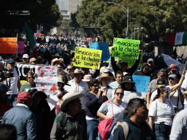 Sheinbaum reprobó la violencia registrada durante la marcha de la autodenominada "Generación Z" del sábado 15 de noviembre. EFE/J. Méndez