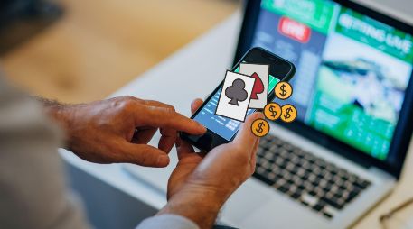 La Unidad de Inteligencia Financiera (UIF) de la Secretaría de Hacienda informó que bloqueó a 13 casinos en diferentes estados, por presunto lavado de dinero. CANVA / ESPECIAL