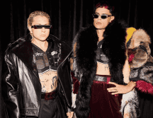 Los recientes ganadores de 5 Latín Grammys se vieron envueltos en una polémica, mientras grababan un videoclip en medio de un avión en pleno vuelo, cuando Paco Amoroso chocó contra una azafata. Instagram/ca7rielypacoamoroso