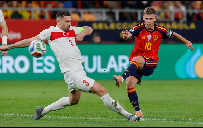 Dani Olmo abrió el marcador para la Selección española al minuto 3. EFE/J. Vidal