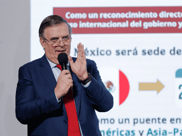 Ebrard enfatizó que 85 % de las exportaciones mexicanas entran libres de arancel al país del norte y el 15 % restante con 25 % de arancel. EFE / I. Esquivel