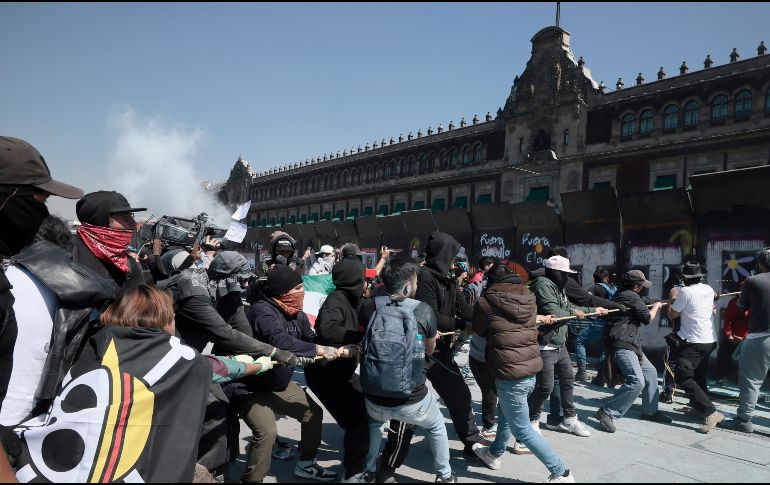 Esta nueva marcha de la Generación Z tiene como propósito salir a exigir un alto a la violencia dentro del país, así como el fin a la corrupción. EFE/J. MENDEZ