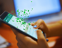 A nivel mundial, WhatsApp es la aplicación más popular, con más de 3 mil millones de usuarios activos, según datos de Statista. ESPECIAL / CANVA