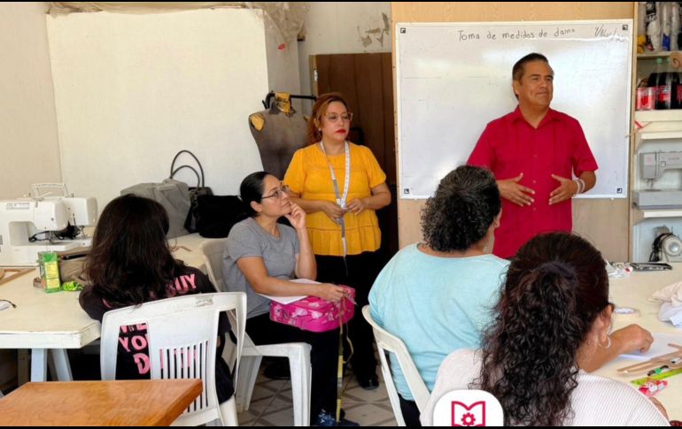 La institución invita a los interesados a explorar su catálogo de cursos y diplomados, que abarcan diversas disciplinas y están pensados para responder a las demandas del mercado laboral actual. CORTESÍA