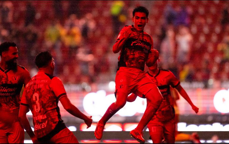 Gilberto Mora celebra tras anotar el segundo gol de los Xolos. Tijuana enfrentará a Tigres en la liguilla. IMAGO7