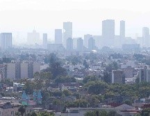 Por segundo día consecutivo, la Ciudad de México amaneció con mala calidad del aire. SUN/C. Mejía